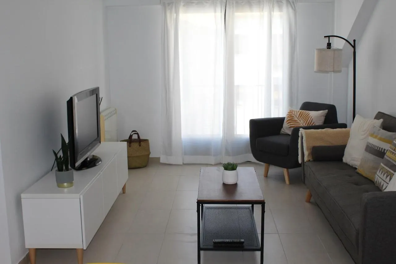 Ludyco Homes Las Murallas 巴埃萨 公寓